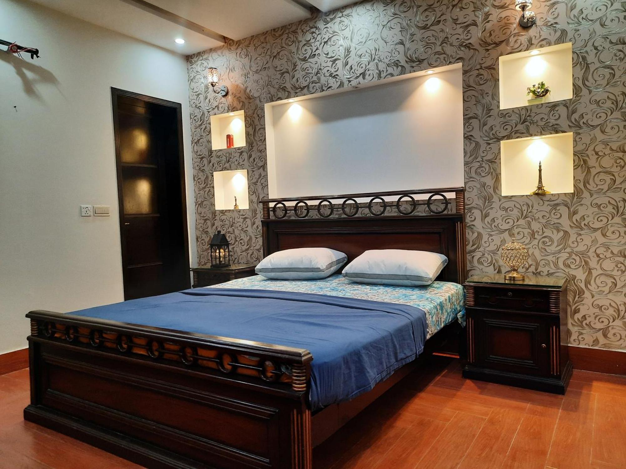 3 Bedroom Furnished Holiday Home Near Valencia Town, Lake City & Ring Road Lahore Eksteriør billede