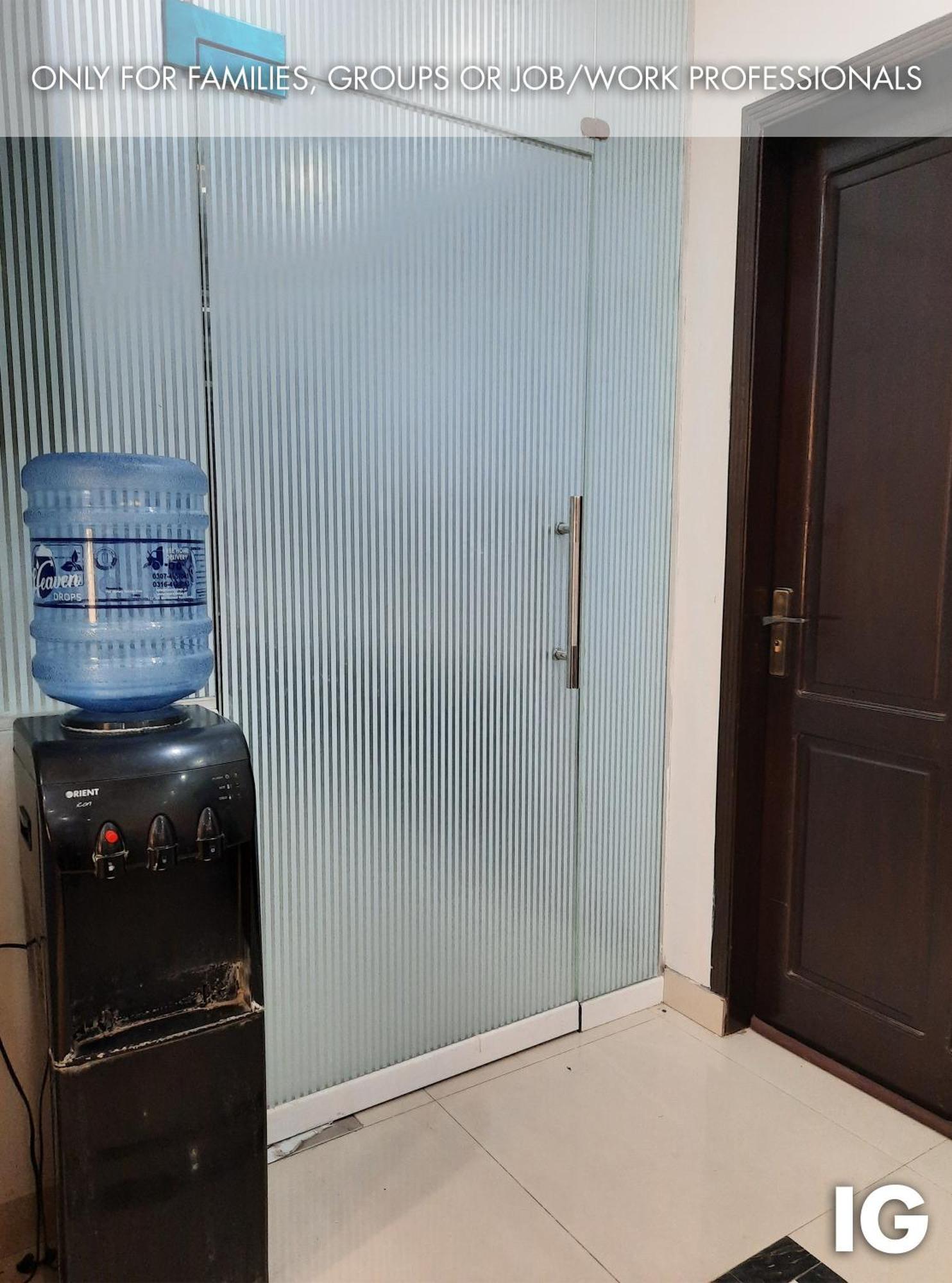 3 Bedroom Furnished Holiday Home Near Valencia Town, Lake City & Ring Road Lahore Eksteriør billede